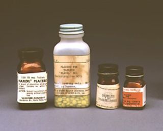Source: National Institutes of Health, objects donated by Elaine and Arthur Shapiro, Public domain, via Wikimedia Commons