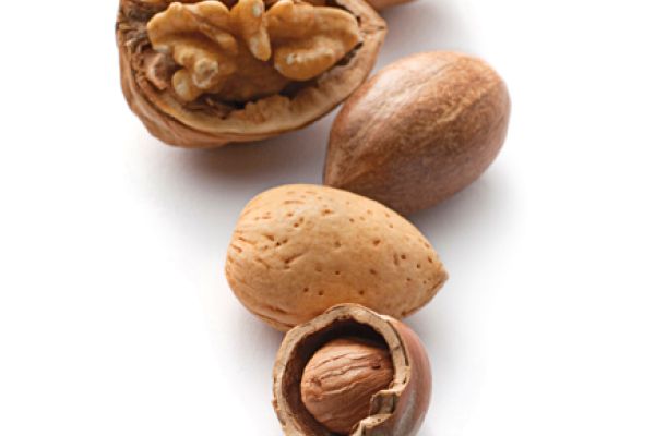 Image of walnuts and peanuts