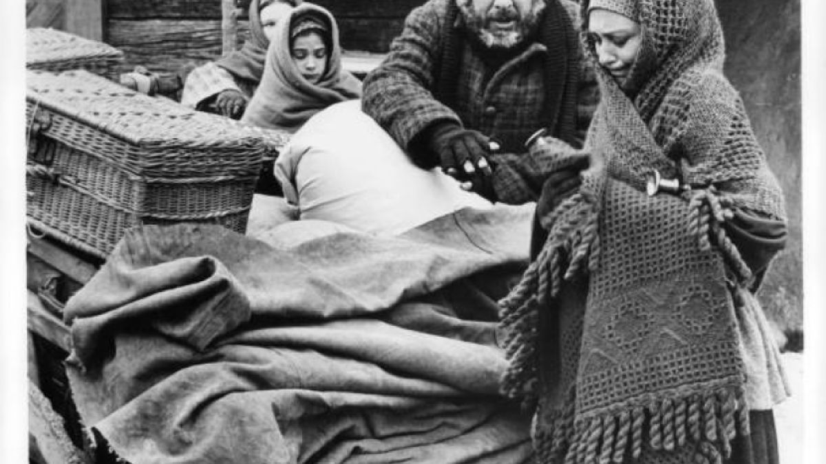 psychologytoday.com - Sara Leila Sherman, M.M., and Morton Sherman Ph.D. - The Tension Between Belonging and Becoming Captured in Music