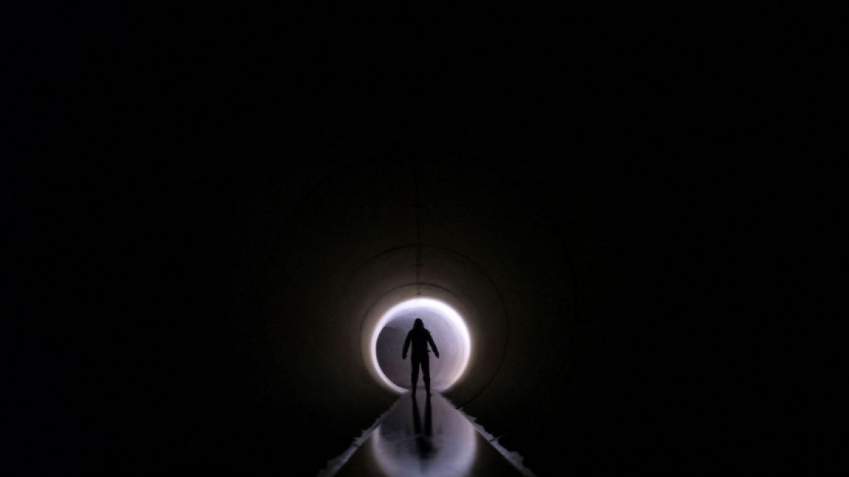 psychologytoday.com - Hamid Zand Ph.D. - Can the Embodied Self Explain Near-Death Experiences?