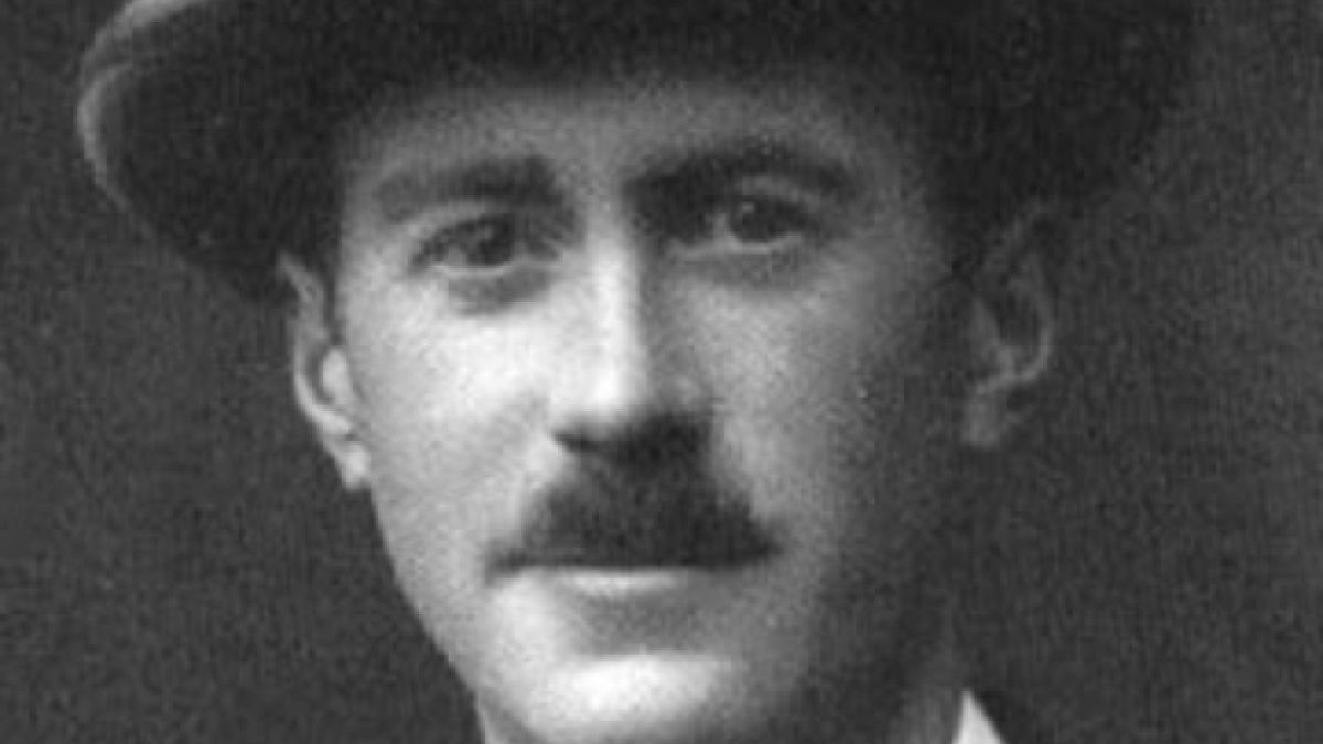 Between Freud and Bowlby: Ronald Fairbairn's Enduring Legacy | Psychology  Today