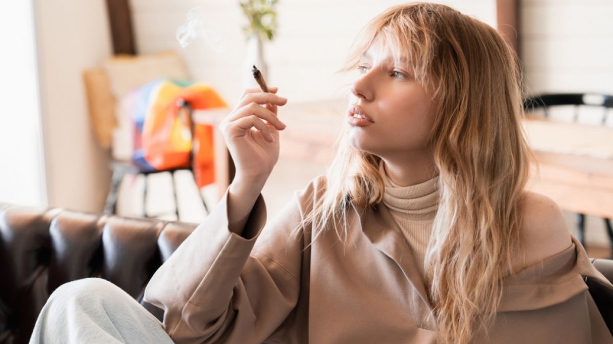 psychologytoday.com - Timmen L. Cermak MD - Daily Cannabis Users Surpassed Daily Alcohol Users in 2022