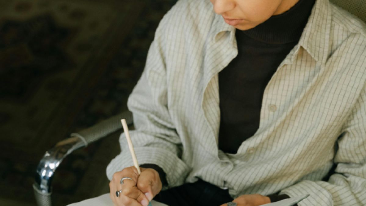 psychologytoday.com - J. Timothy Davis, Ph.D. - Want to Keep Your Cool in 2026? Start a Parenting Journal