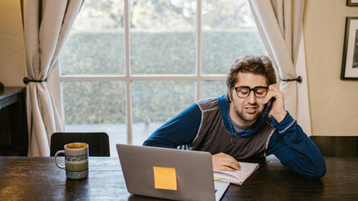 psychologytoday.com - Sebastian Ocklenburg, Ph.D. - Cognitive Offloading: Using AI Reduces New Skill Formation