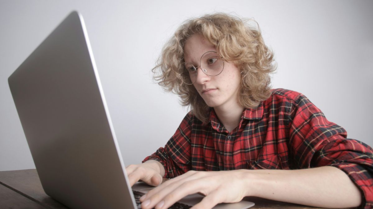 psychologytoday.com - Craig B. Barkacs MBA, JD - AI Is Making Thinking Easier, and That's the Problem