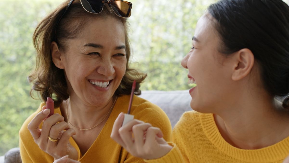 psychologytoday.com - Beatrice Ng-Kessler MSc - Is Family Enmeshment Really Pathological?