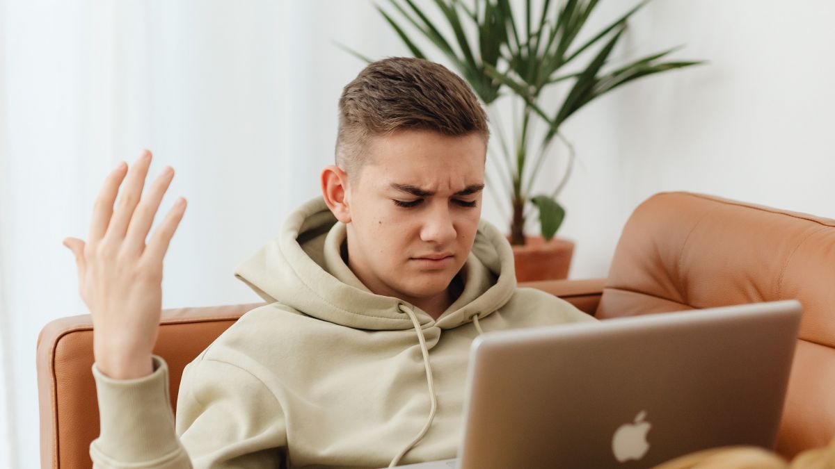 psychologytoday.com - Ryan Prior - How to Protect Yourself Against AI-Powered Disinformation
