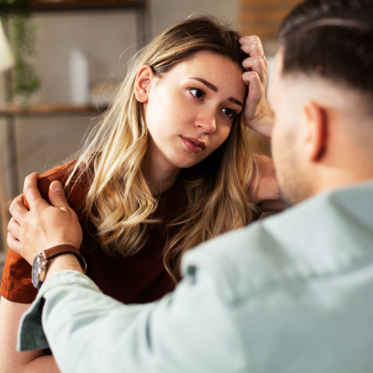 4 Signs of White Knight Syndrome in a Relationship | Psychology Today