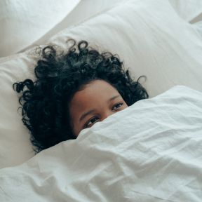 加权毯子可以帮助你睡得更好
