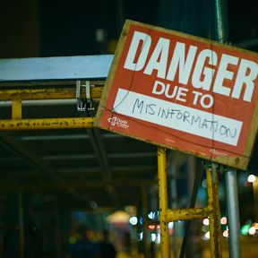 NewsGuard, the online platform that assesses the reliability of news sources around the world, is retiring the words “misinformation” and “disinformation” in favor of more specific descriptions of problematic reporting. Is this the right choice? Or does this introduce new dangers