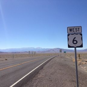 View west along US 6 at the western junction of US 95 in Nevada 