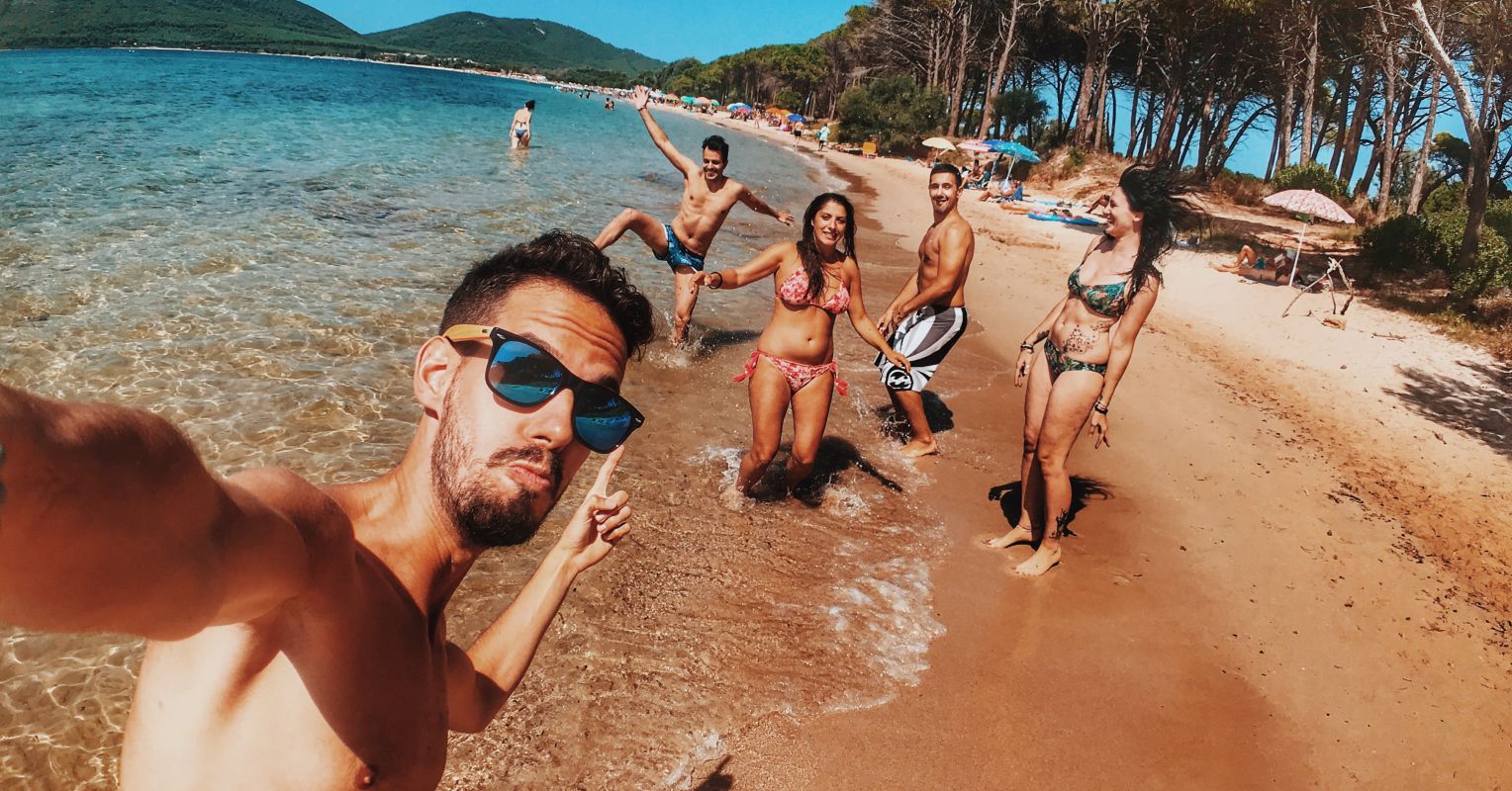 Spring Break Nude Beach Couples - Temptation Island: Is There Trouble with the Throuple? | Psychology Today
