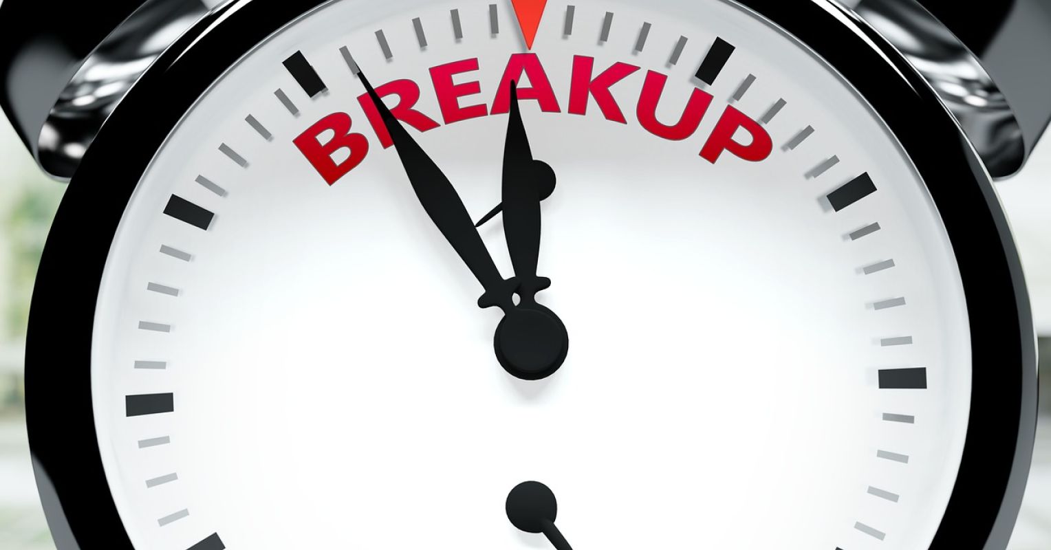 5 Real Tips for Supporting Someone Experiencing a Breakup 5 Real Tips for Supporting Someone Experiencing a Breakup