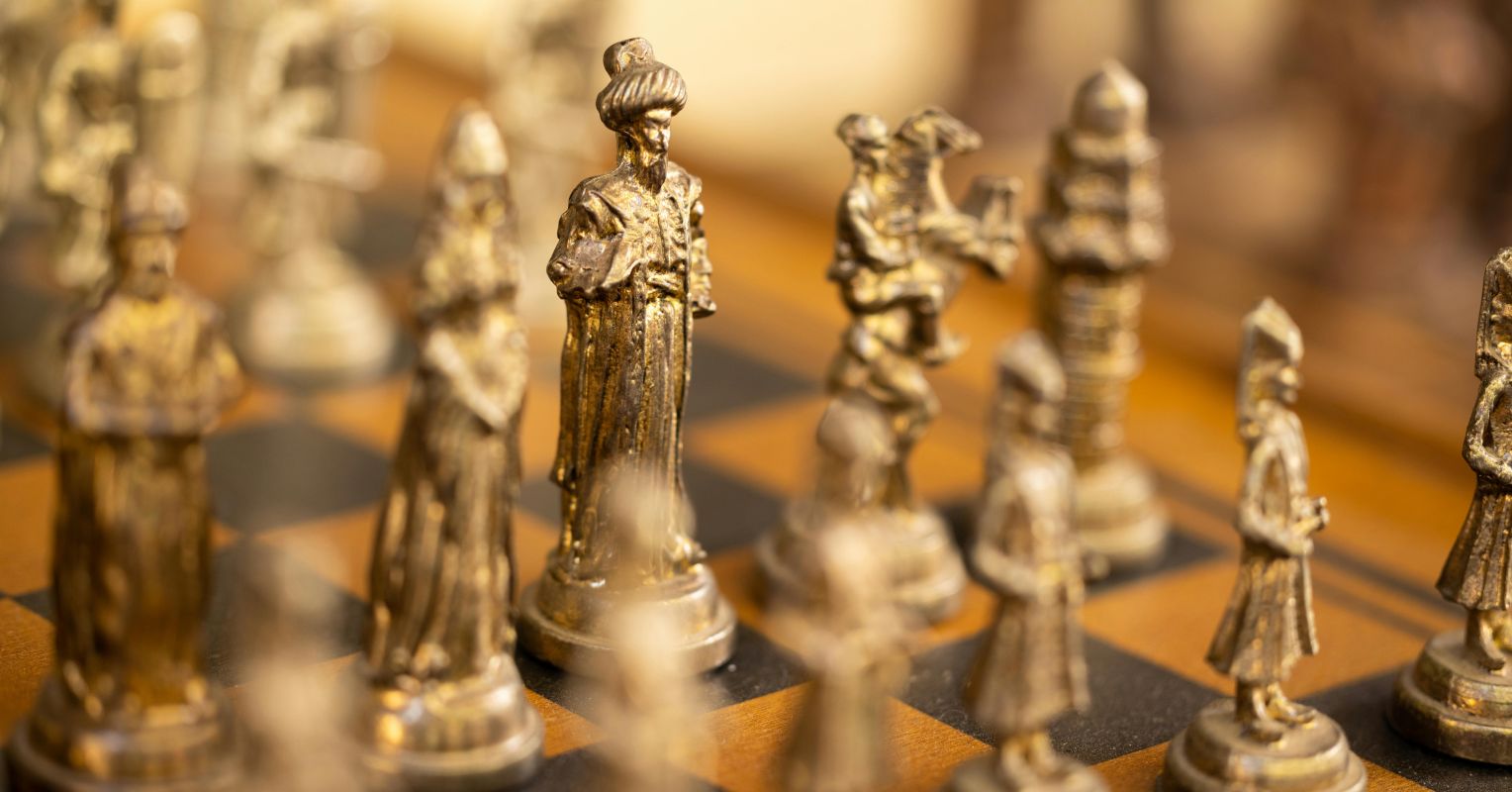 How to Say No to Dominant Leaders