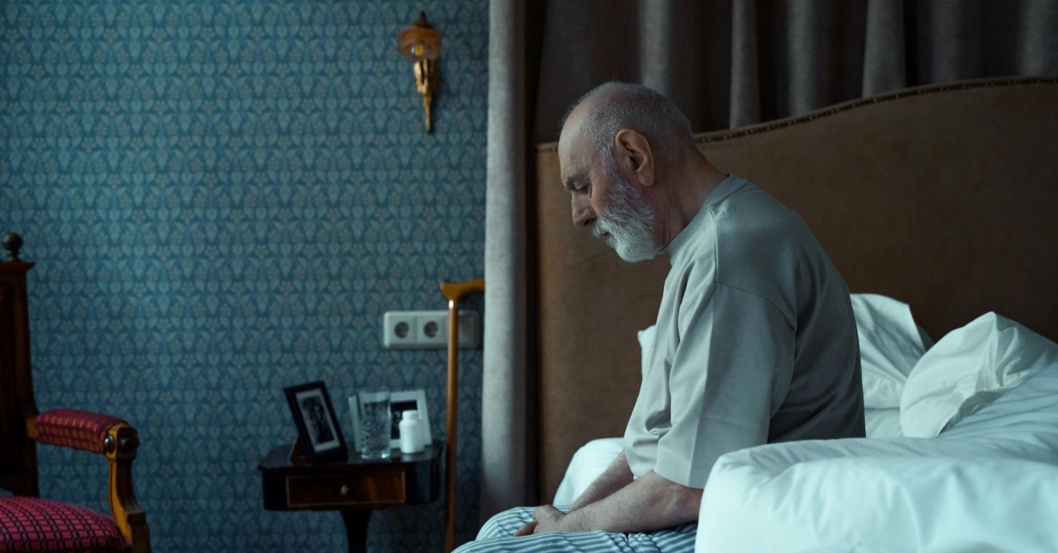 Better Understanding Loneliness Through Your Experiences | Psychology Today