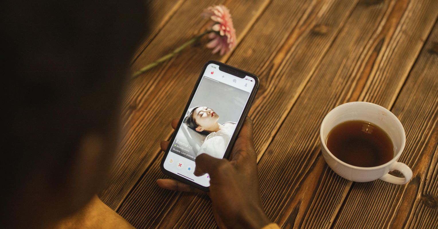 Am I Too Old for This Dating App? Am I Too Old for This Dating App?