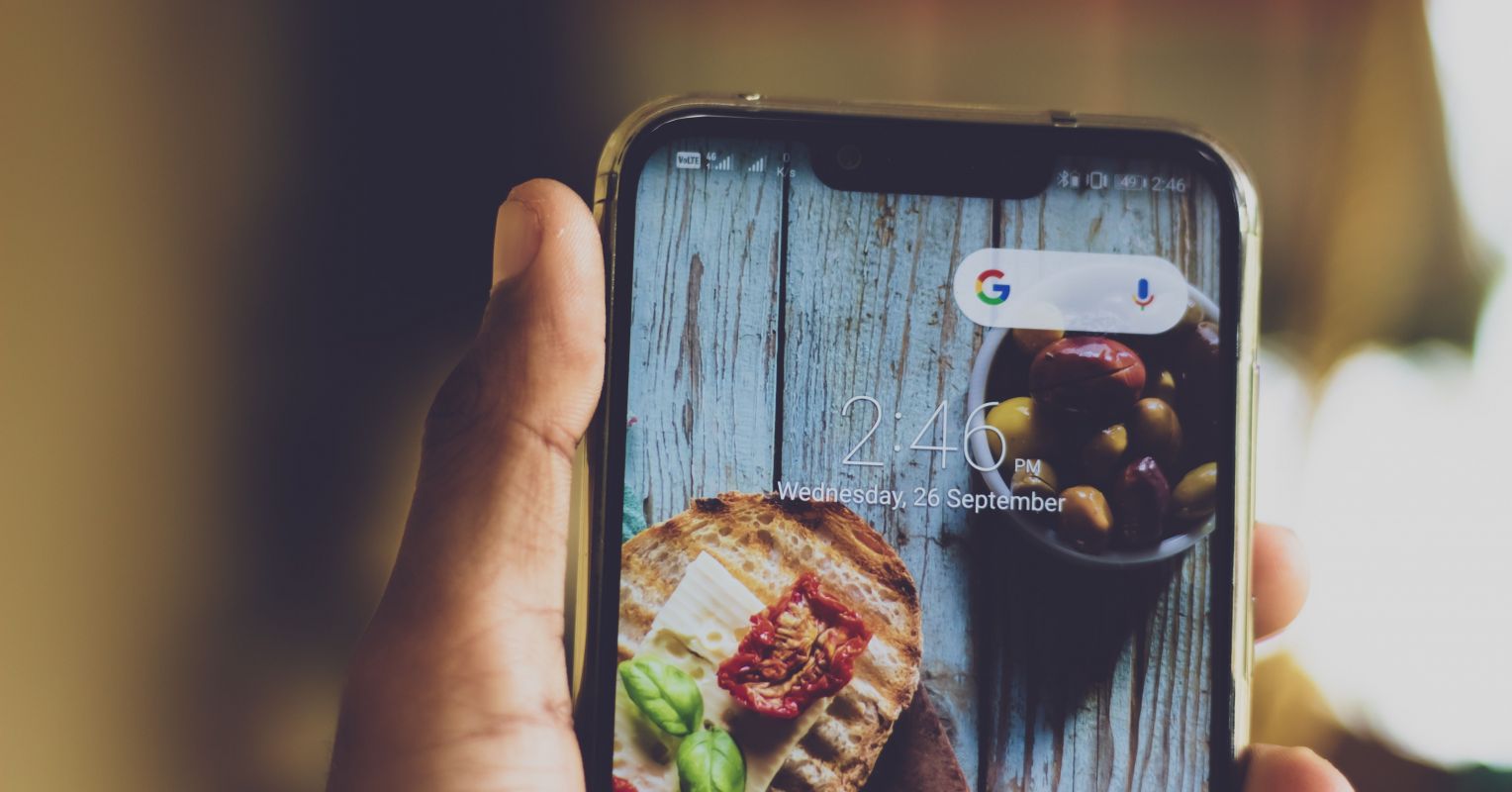 Why We Screenshot Things We’ll Never Look at Again