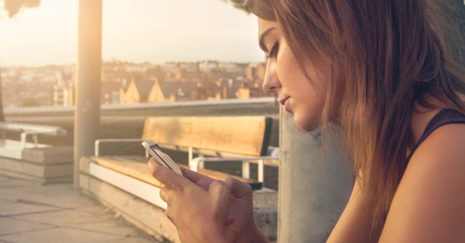 When Should You Text After a First Date?