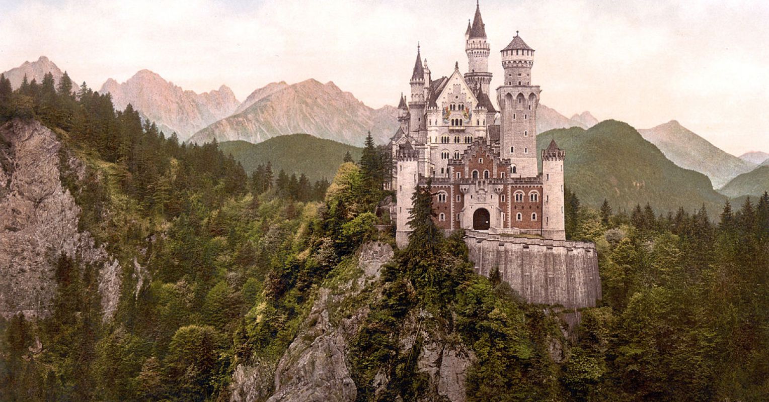 Is Cognitive Tourism a Near Frontier?