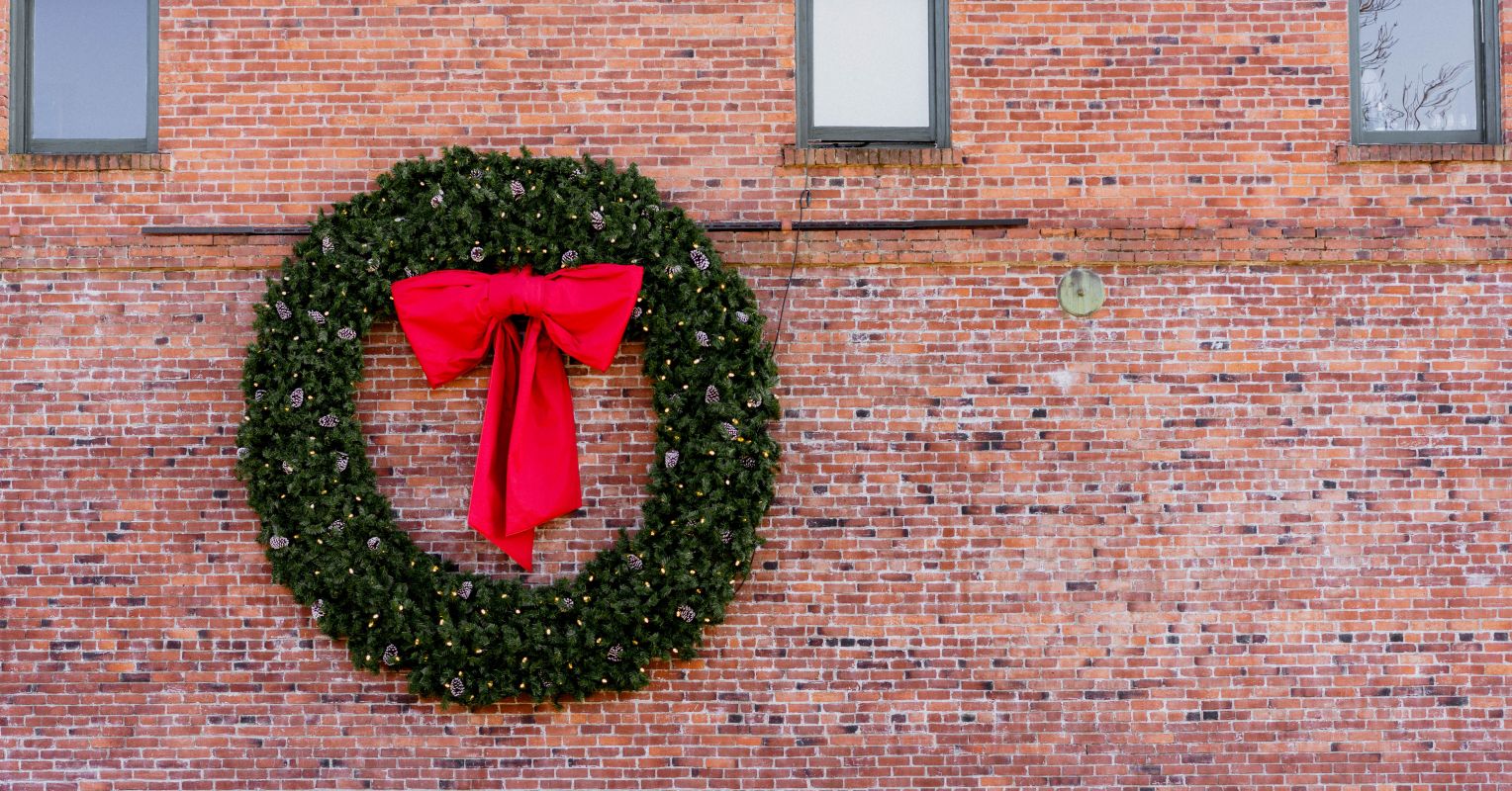 1528px x 800px - Estranged at the Holidays? 8 Strategies to Get Through | Psychology Today