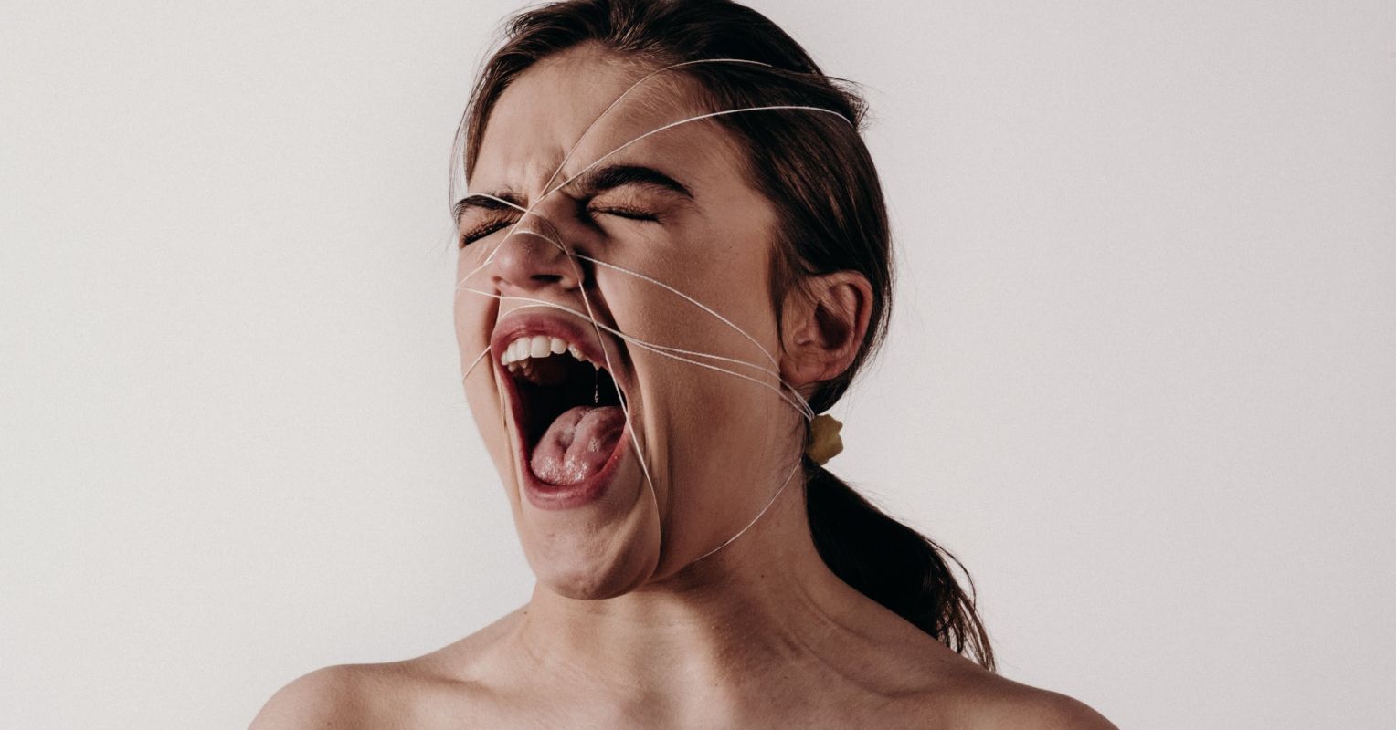 Swearing Makes It Hurt Less | Psychology Today