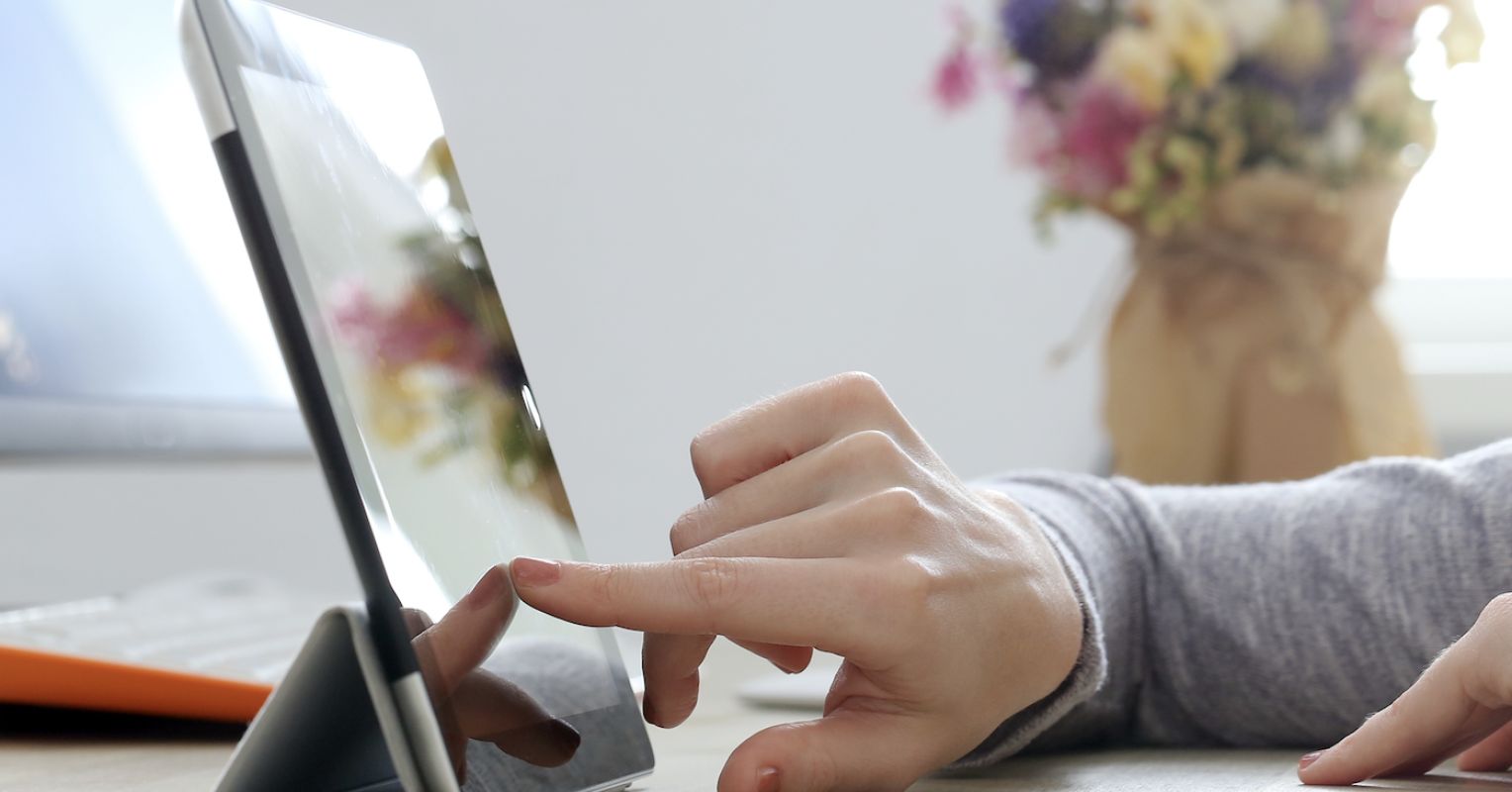 What to Do If Your Child Can't Stop Using Screens | Psychology Today