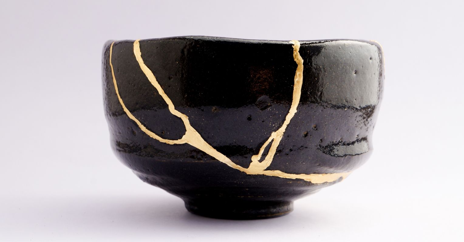 5 Lessons From Kintsugi The Art Of Embracing Brokenness Psychology Today