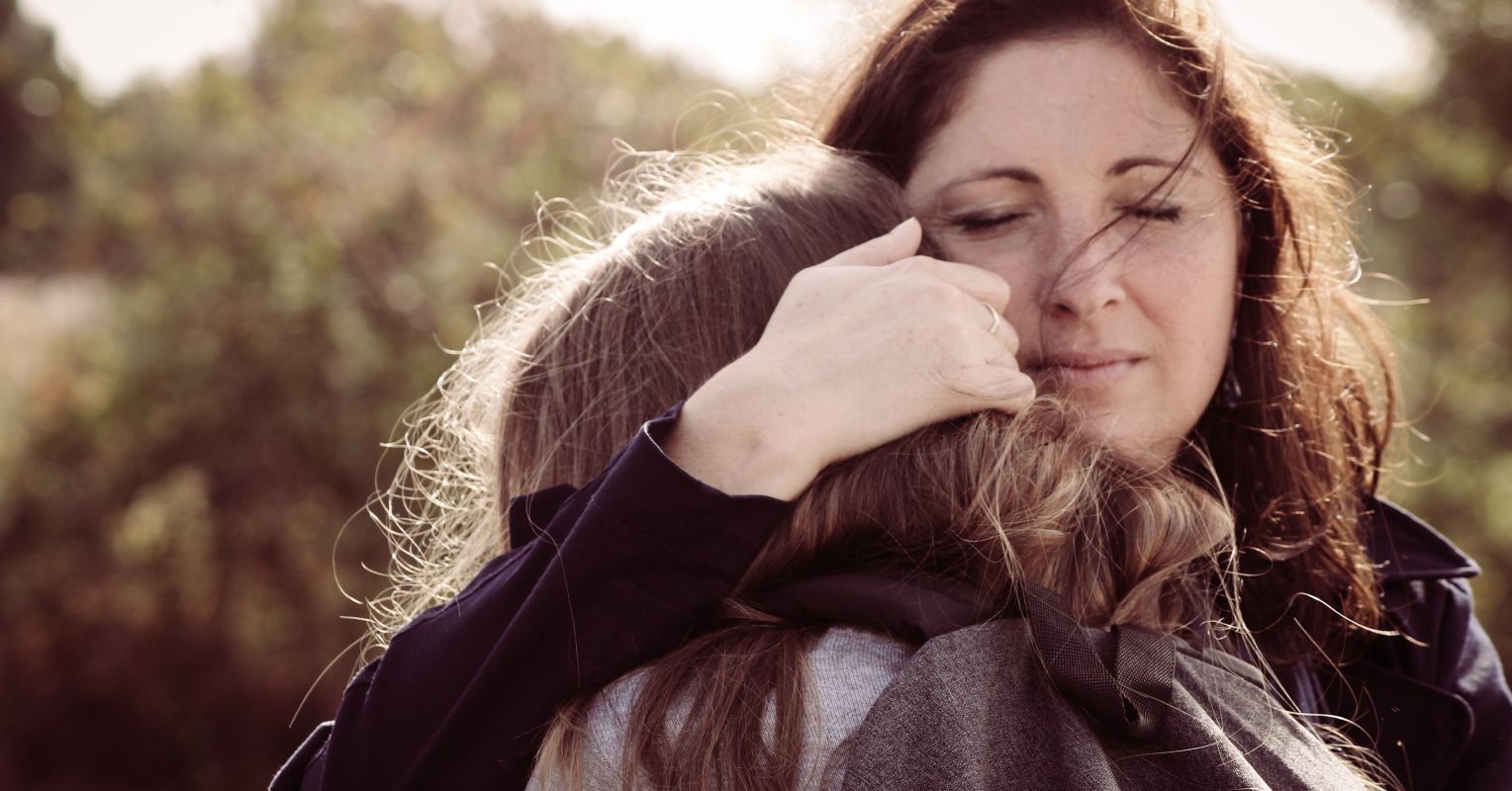 comforting a friend who lost a loved one