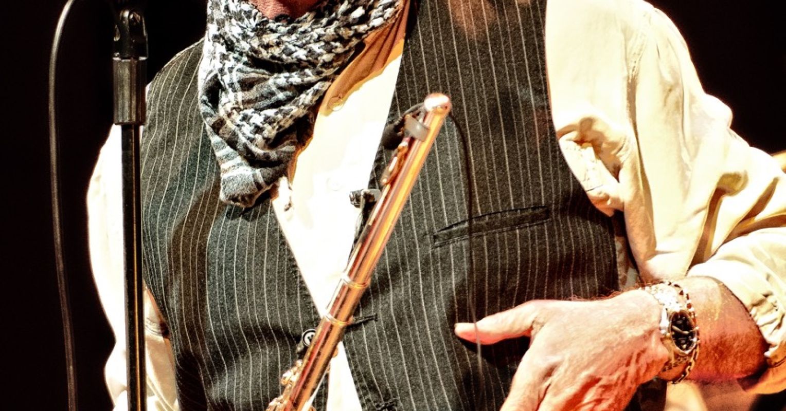 Jethro Tull frontman Ian Anderson warns fans to 'STAY AWAY' after