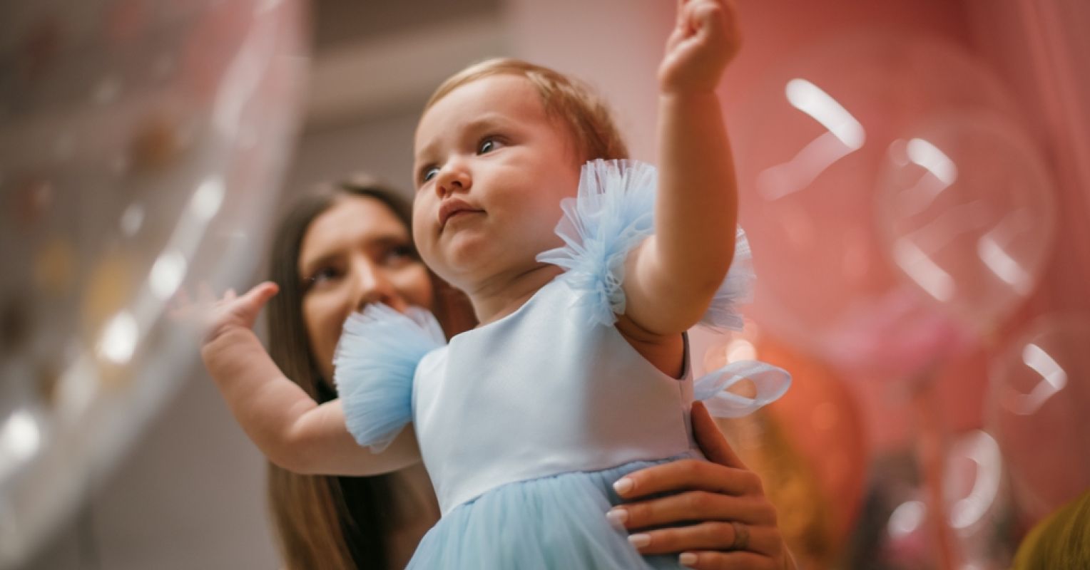 3 Ways Narcissists Objectify Their Children | Psychology Today