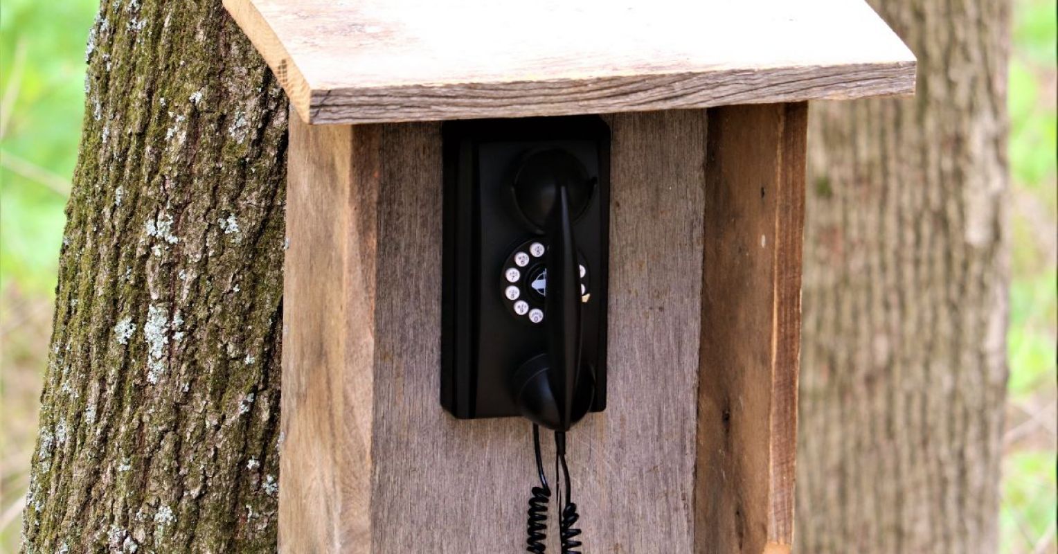 I Need to Make a Call: Using a Wind Phone to Express Grief | Psychology ...