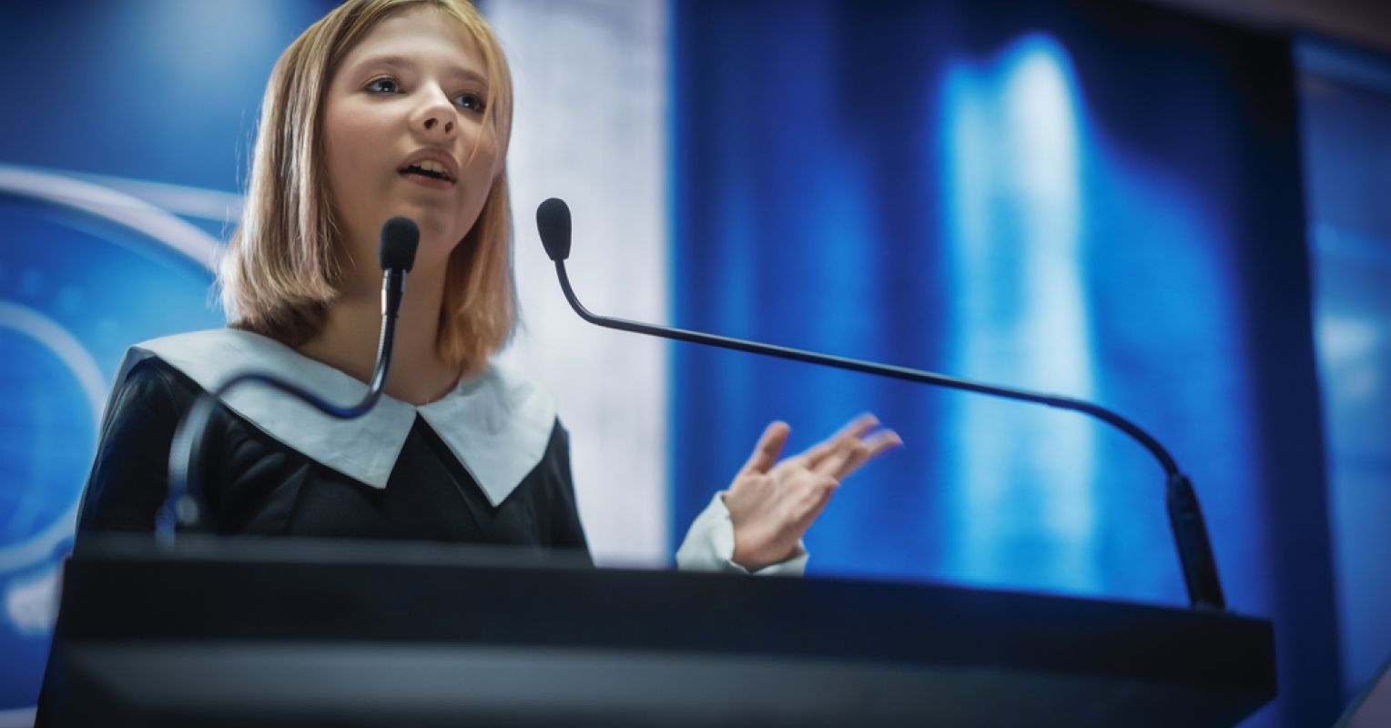 The Power of Verbal Intensifiers