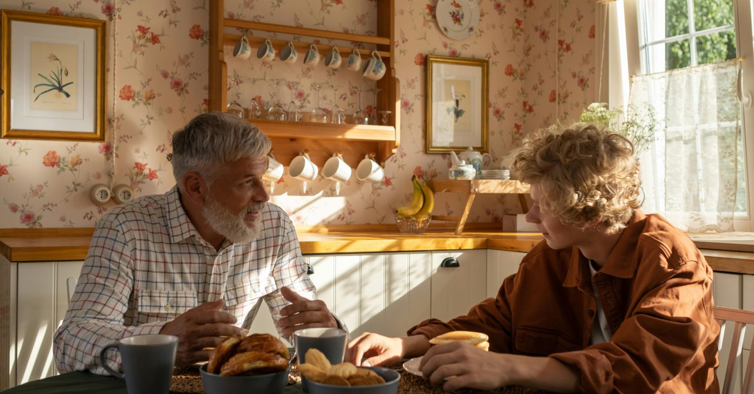 How to Converse With Family Members You Disagree With