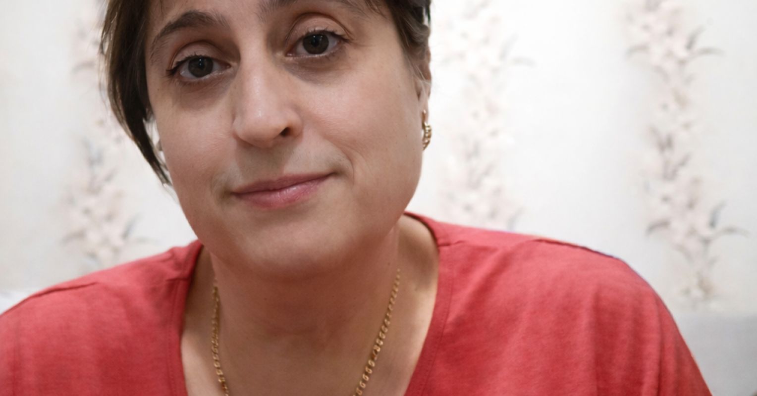 When Therapy Happens During War