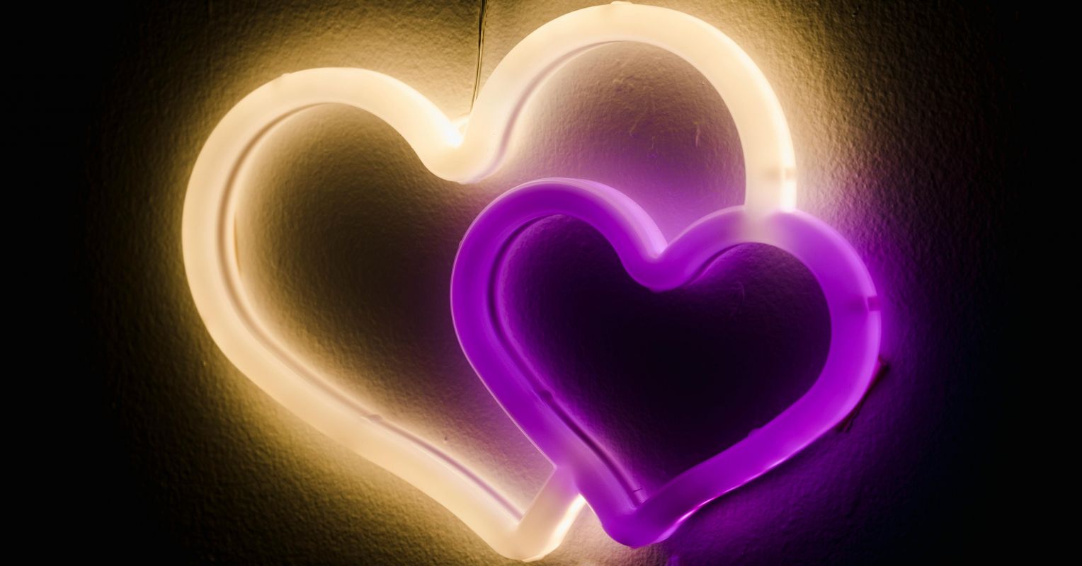 Instant Attraction and Thoughtful Decisions Online