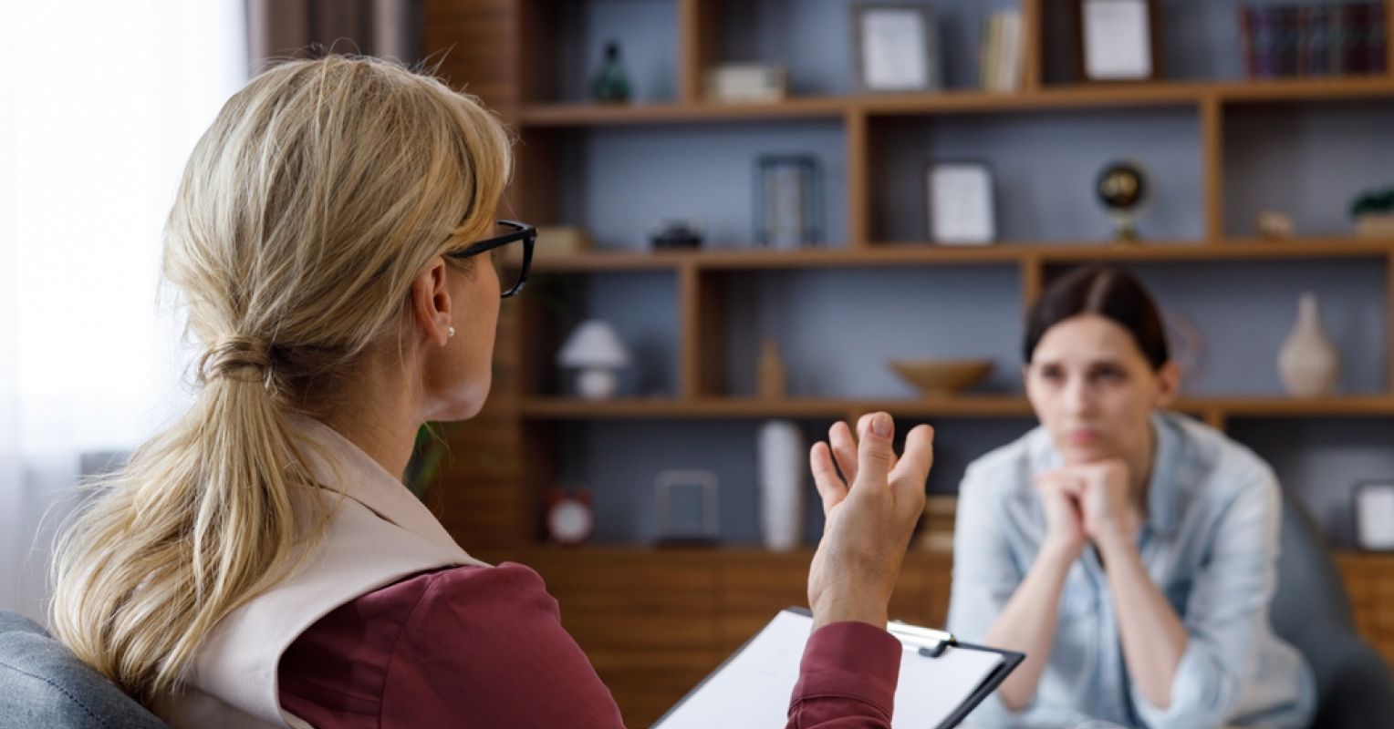 Therapy, Estrangement, and the Power to Shape Meaning