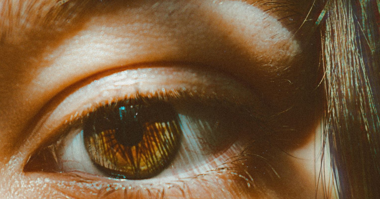 3 Signs You’re Experiencing ‘Emotional Numbing’