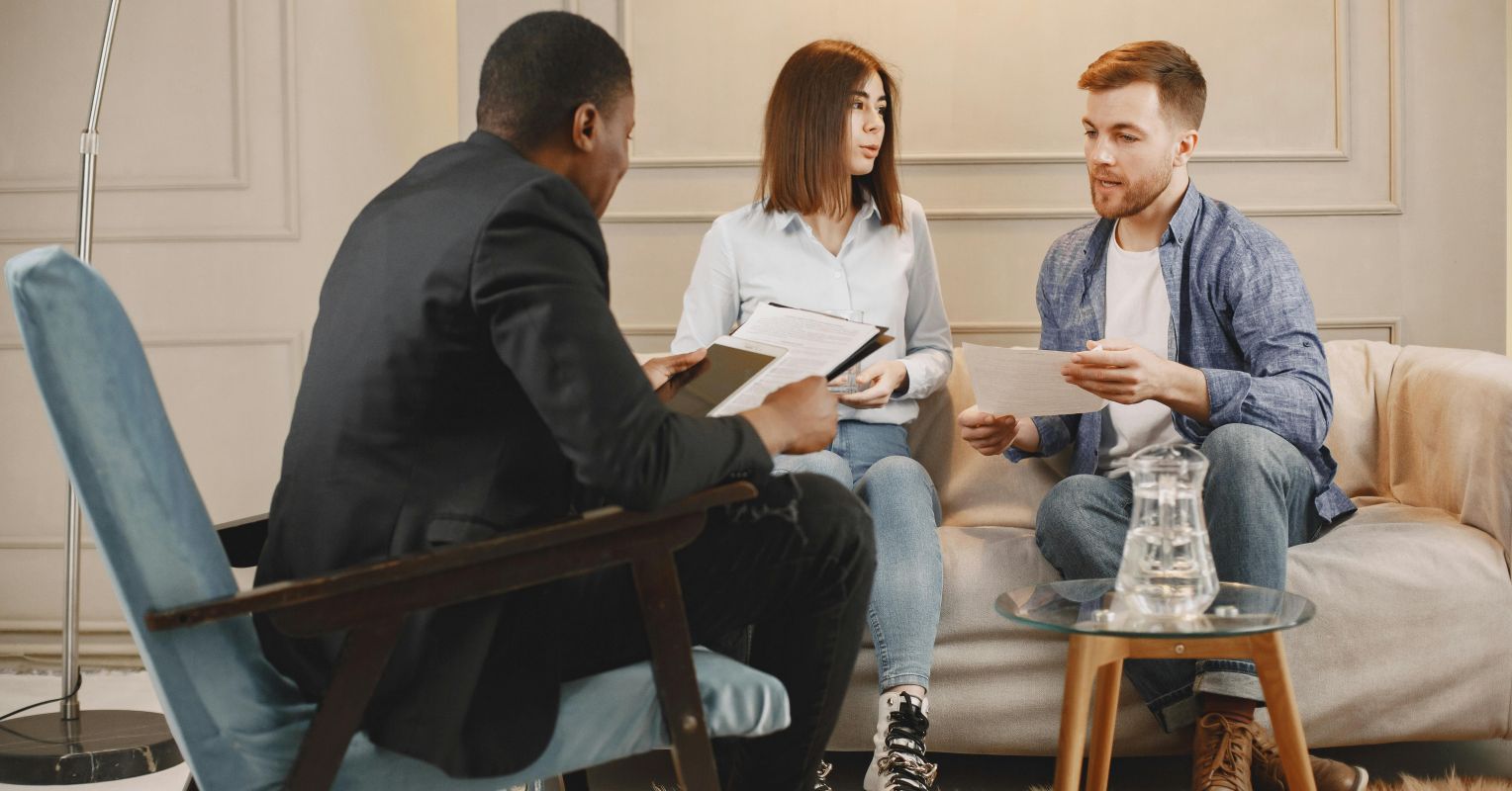 Should Therapists Conduct Thought Experiments With Patients?