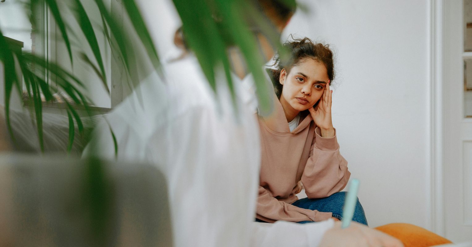 5 Signs That Dissociation May Be Present in Therapy