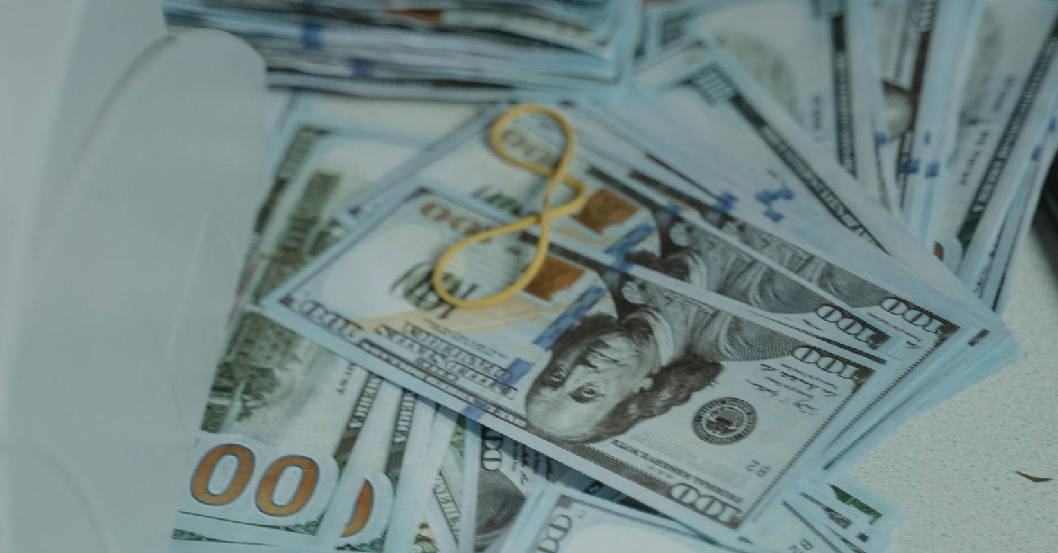 Holding Money vs. Seeing the Numbers