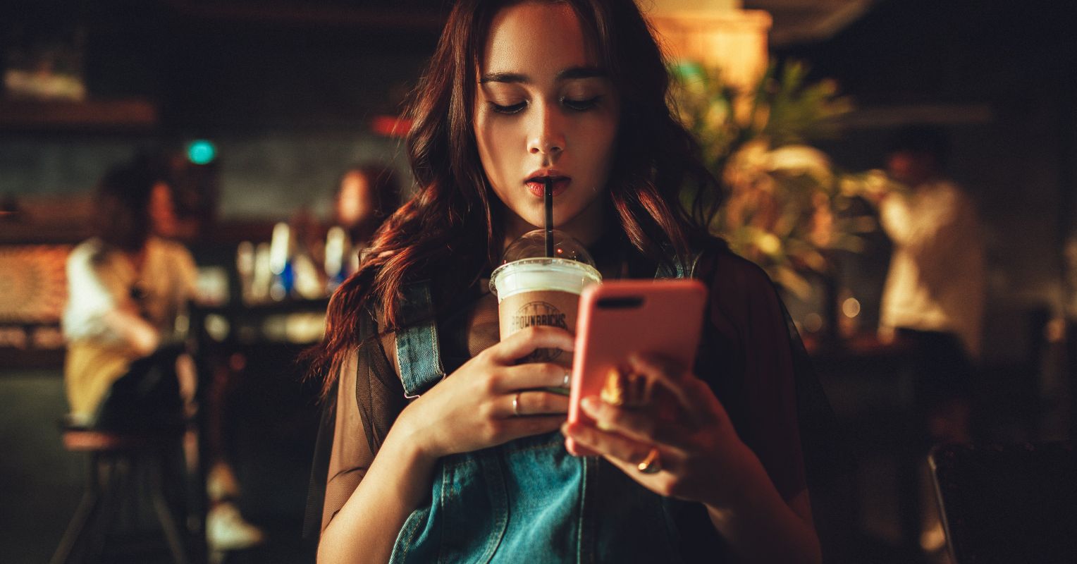 Are You More Attractive When You Put Down Your Phone?