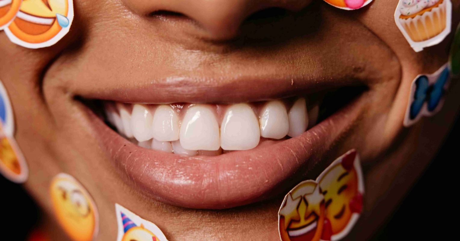 Your Emoticons and Emojis Help Inform Laughter Theory - Psychology Today