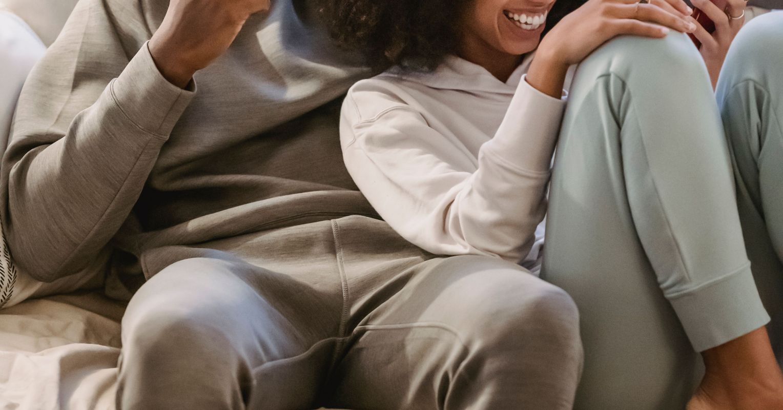 Stop Looking for Someone to Make You Laugh Stop Looking for Someone to Make You Laugh