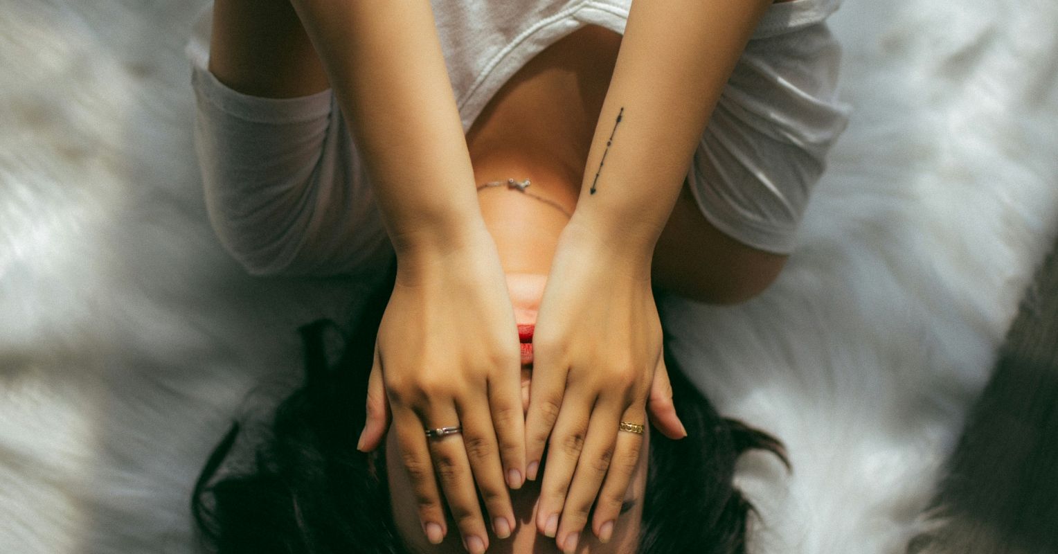 Why Trying to Move on From Regrets Can Keep You Stuck