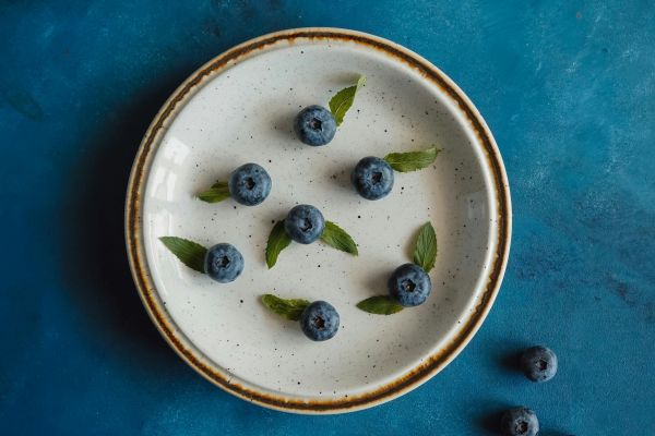 Blueberries on a plate 