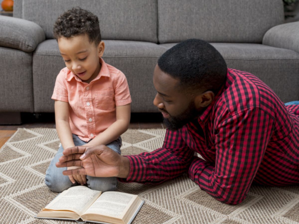 A Father's Role(s) in Reading | Psychology Today Canada