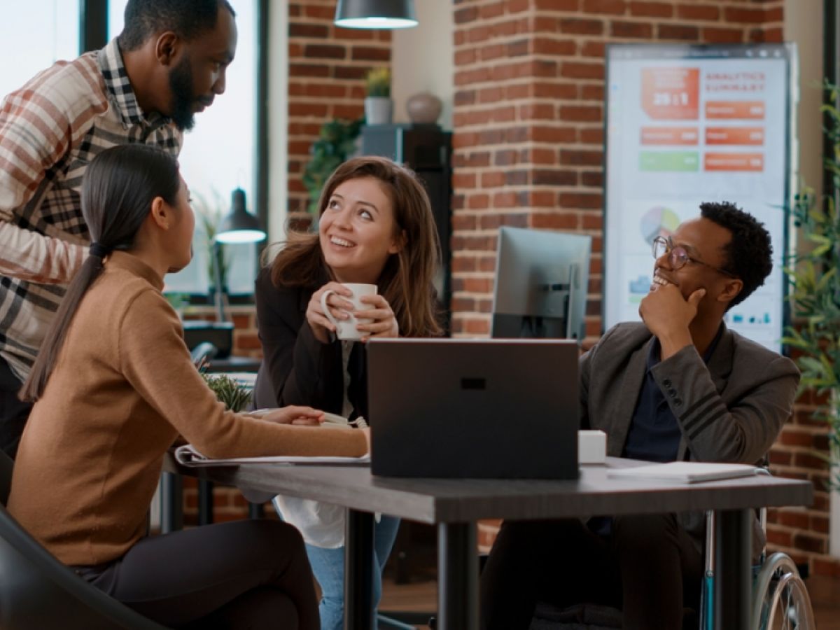 The Pros and Cons of Having a Work Clique | Psychology Today United Kingdom