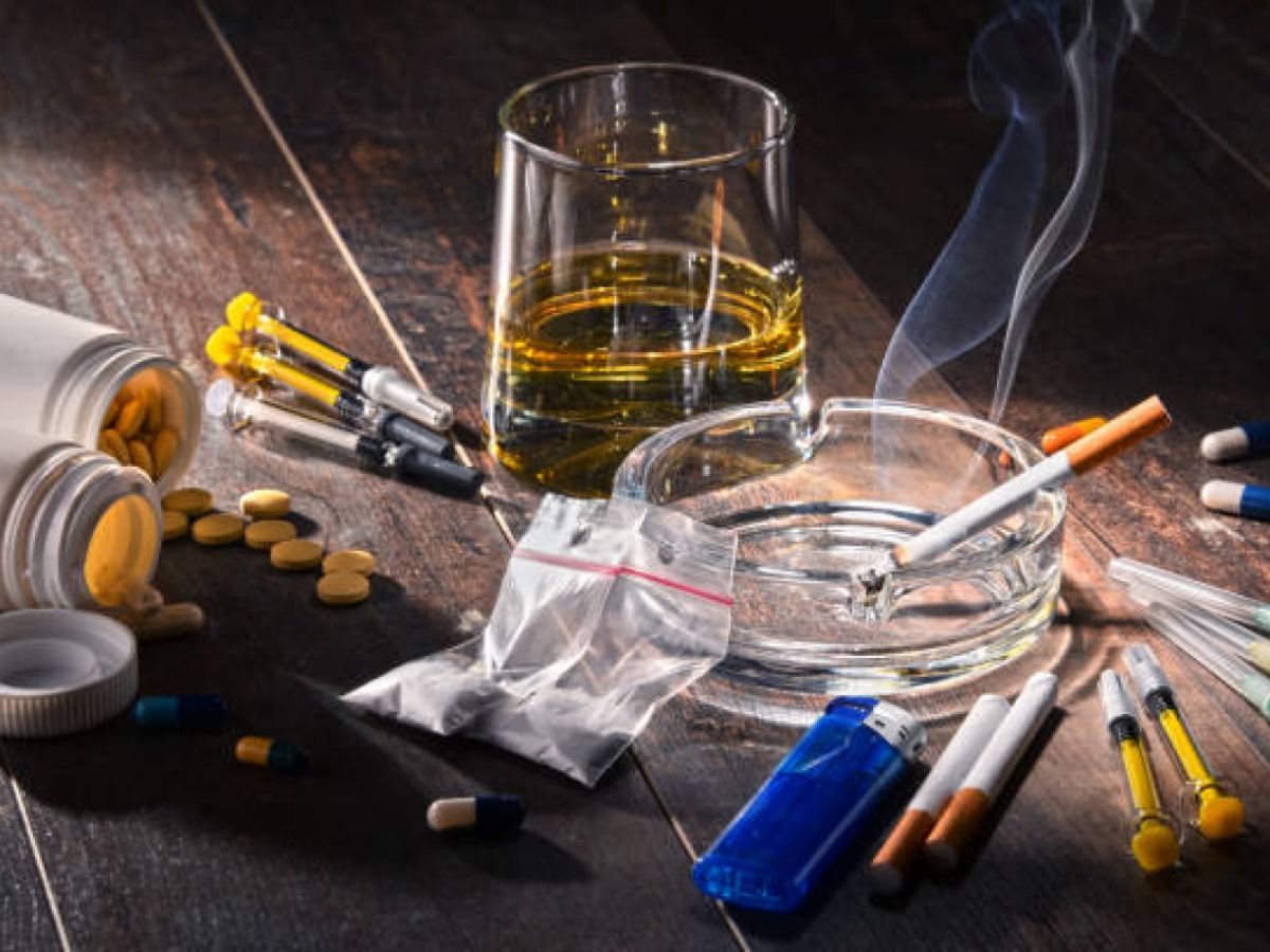 Smoking and Vaping in People With Substance Use Disorders